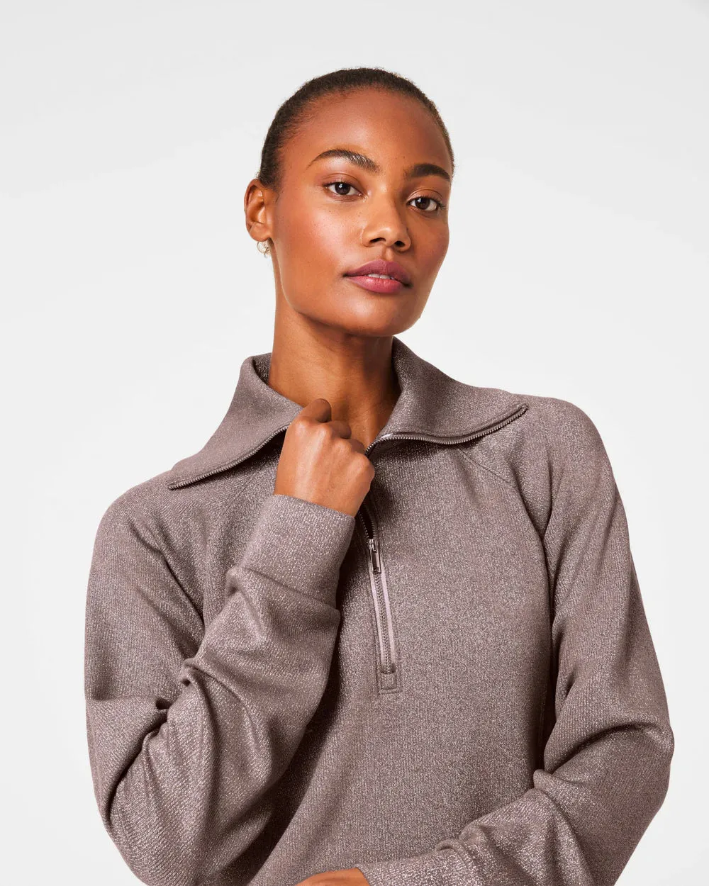 Air Essentials Shine Half Zip Pullover