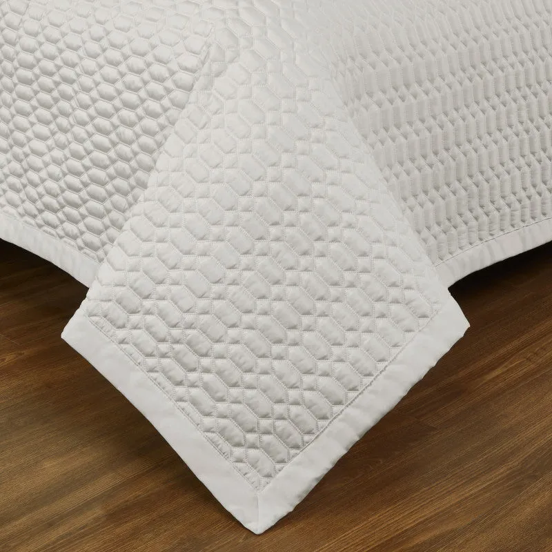 Brilliance Quilt Set