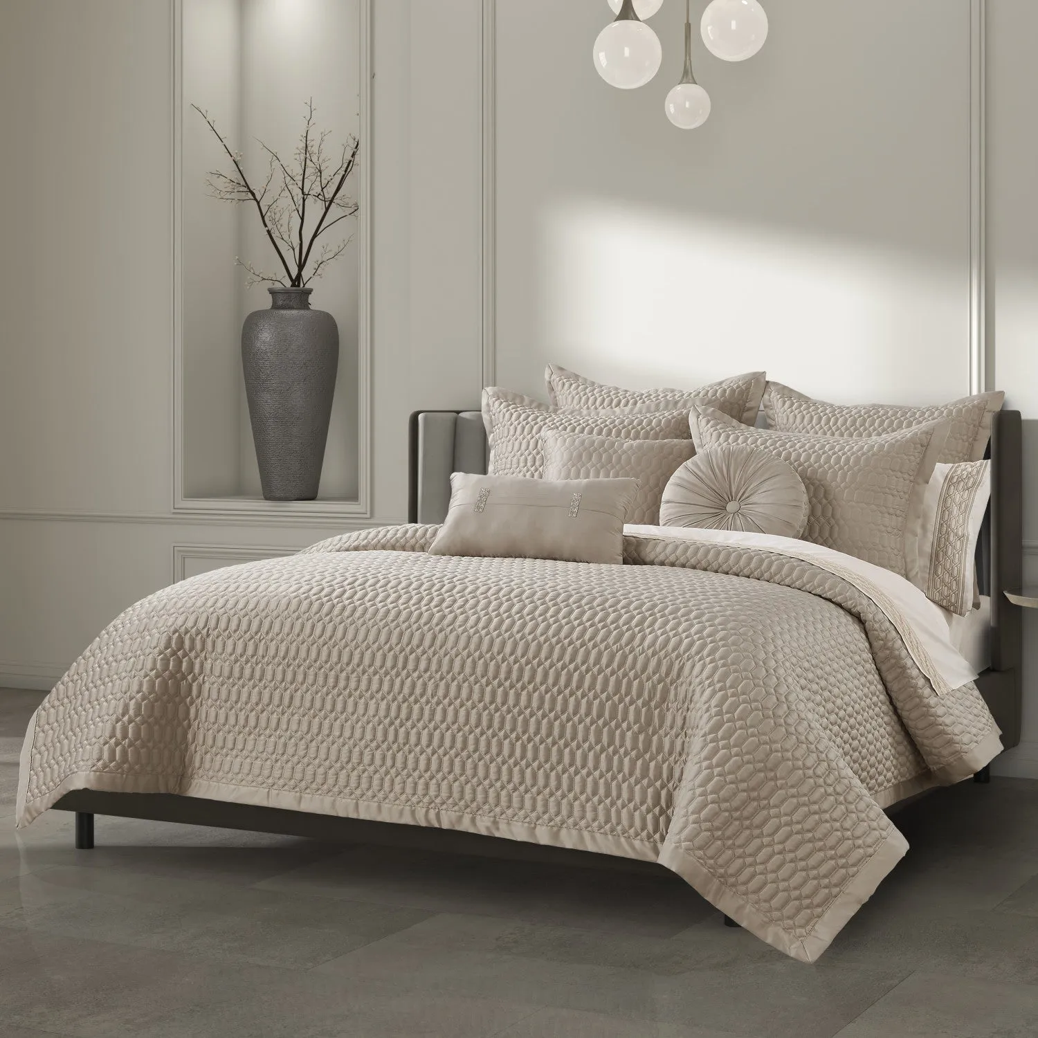 Brilliance Quilt Set