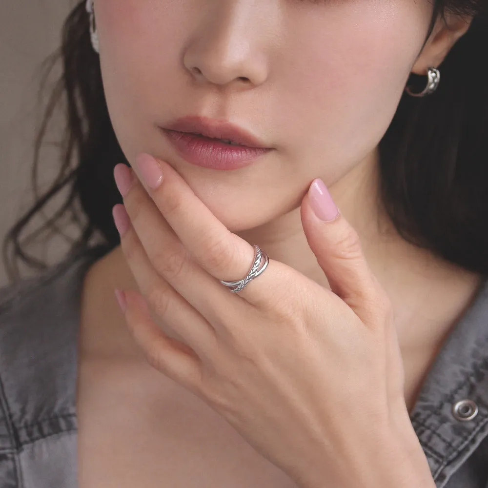 Quilted Cross Ring