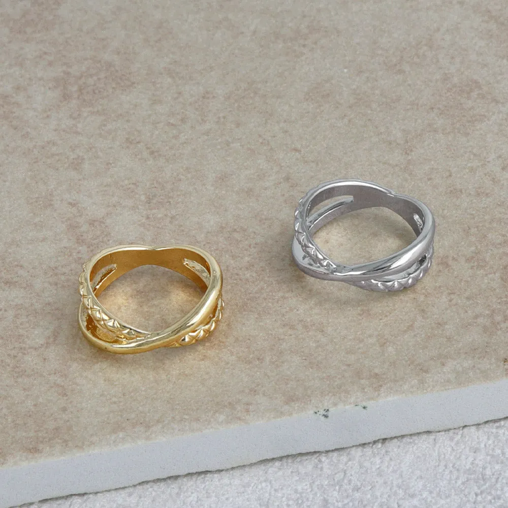 Quilted Cross Ring