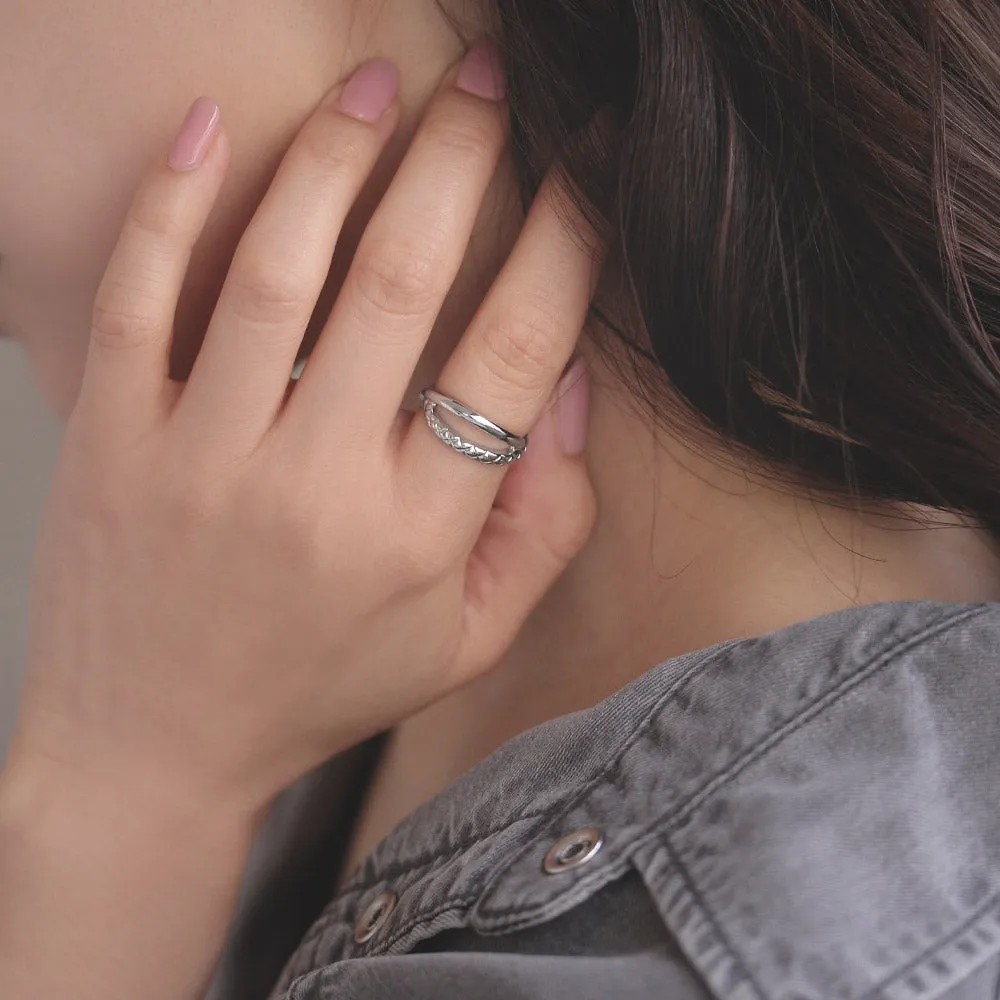 Quilted Cross Ring