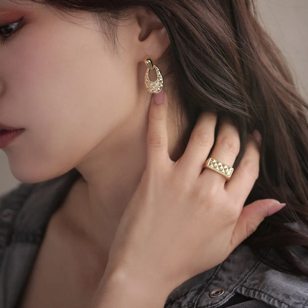 Quilted Signet Ring