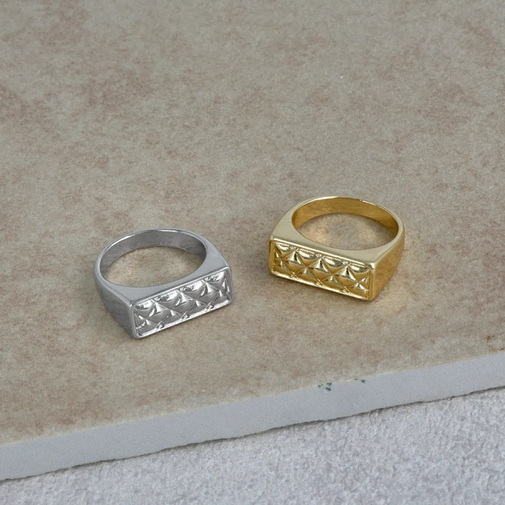 Quilted Signet Ring